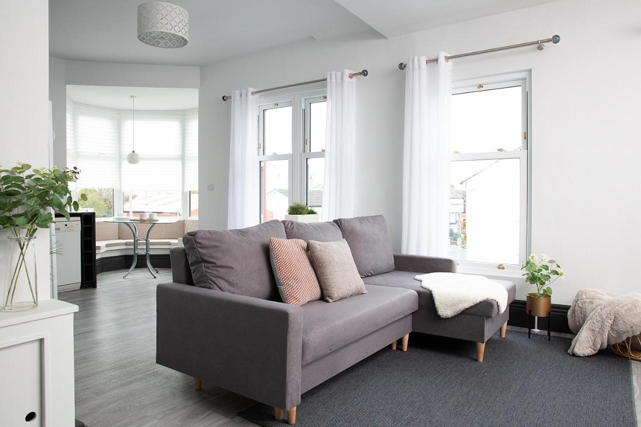 Beautiful First Floor Apartment Poulton-le-Fylde Εξωτερικό φωτογραφία